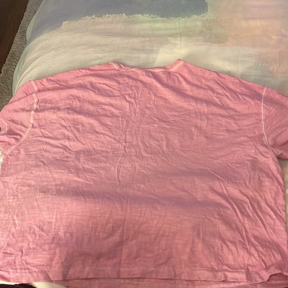 Pink Universal Threads Tee - Picture 2 of 3